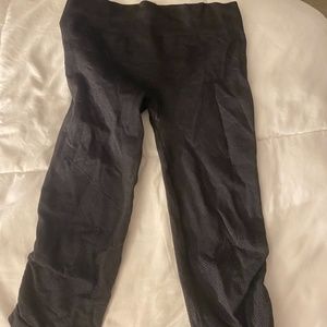 Girl's Ivivva Cropped Yoga Pants